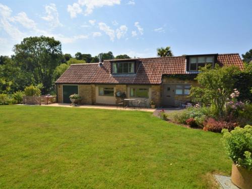 Beaminster Casa | 2 Bed in Beaminster 63136