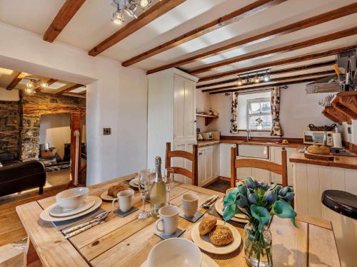 Cwmtirmynach Casa | 2 bed in Betws Y Coed 77744
