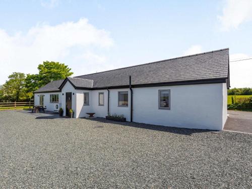 Bont Newydd Casa | 2 bed in Caernarfon 88043