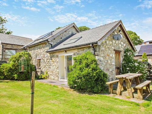 Llangelynin Casa | 2 bed in Conwy 42573