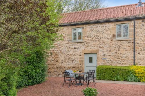 Bedale Casa | 2 Bed in Crakehall oc-m30355
