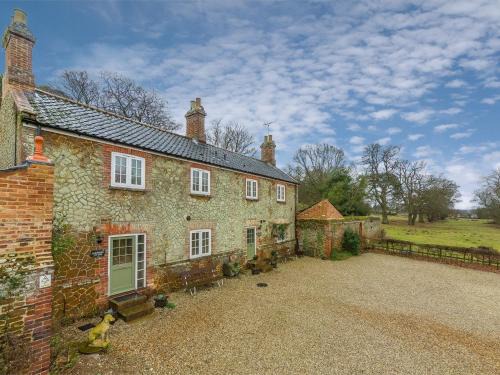 Ingoldisthorpe Casa | 2 Bed in Ingoldisthorpe KT074