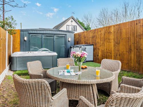 Kinmel Bay Casa | 2 Bed in Kinmel Bay 94036