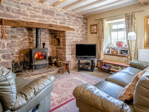 Brecon Casa | 2 bed in Llanfihangel-Nant-Bran BN200