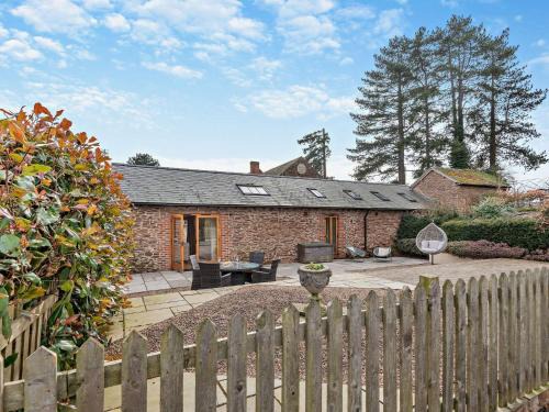 Little Cowarne Casa | 2 Bed in Leominster 50518