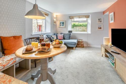 Lostwithiel Casa | 2 Bed in Lostwithiel oc-m32537