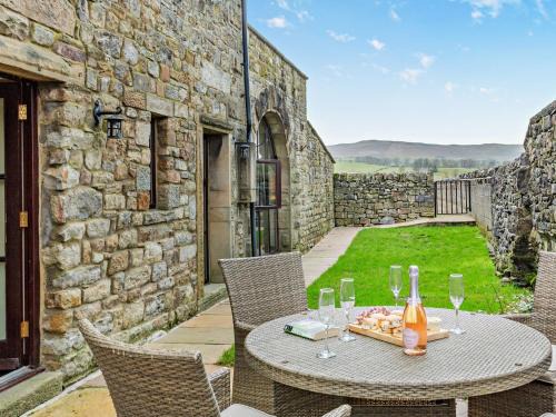 Airton Casa | 2 Bed in Malham 94261