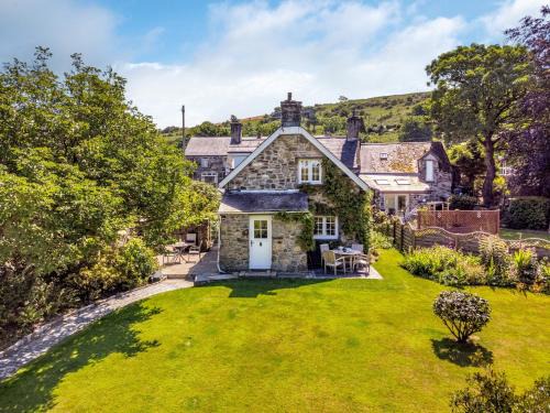 Clynnogfawr Casa | 2 Bed in Nefyn 56989