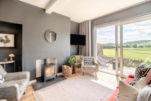 Cupar Casa | 2 Bed in Newburgh oc-f32595
