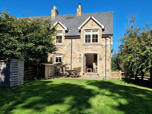 Chathill Casa | 2 Bed in Nr Beadnell 77990