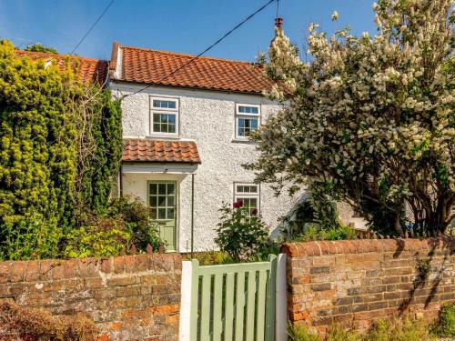 Lowestoft Casa | 2 bed in Oulton 88109
