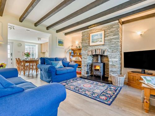 Edmonton Casa | 2 Bed in Padstow KCOTT