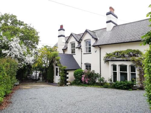 Penmaenmawr Casa | 2 Bed in Penmaenmawr 93893