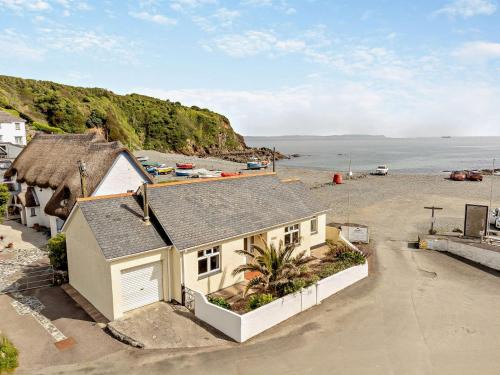 Helford Passage Casa | 2 bed in Porthallow LPEBB