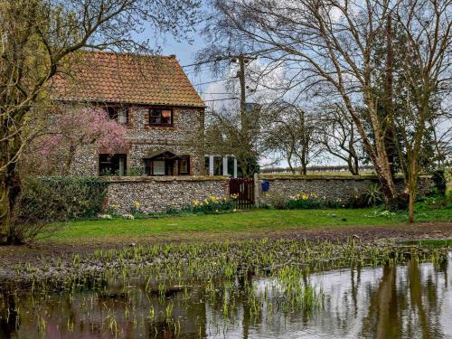 Stanhoe Casa | 2 bed in Stanhoe POCN8