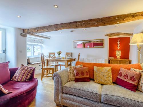 Tideswell Casa | 2 Bed in Tideswell 81534