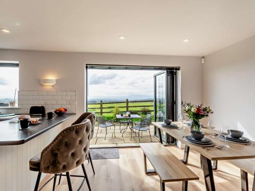 Tosside Casa | 2 Bed in Tosside 94056