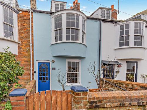 Weymouth Casa | 2 Bed in Weymouth 94093