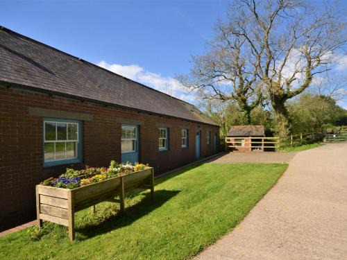 Whitland Casa | 2 bed in Whitland 43978