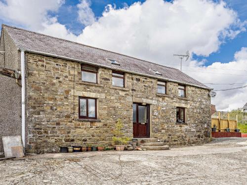 Llanybydder Casa | 2 bed property in Brynteg West Wales 81353