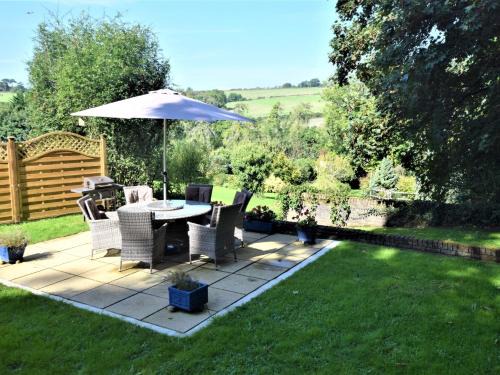 Polbathic Apartamento | 2 bed property in Whitsand Bay TYHAN