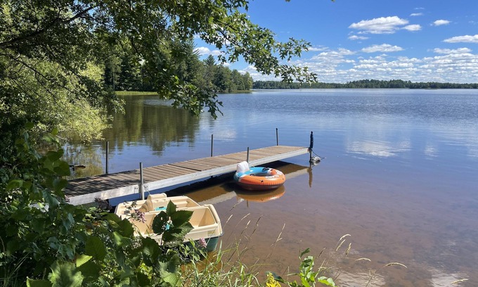 Tomahawk Casa | 2 bedroom, 1 bath on Lake Moahawksin
