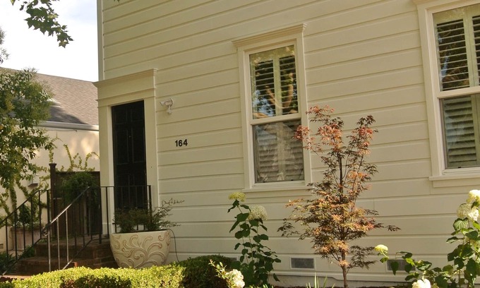 Sonoma Apartamento | Apartamento de 2 habitaciones / 2 baños en el centro de Sonoma