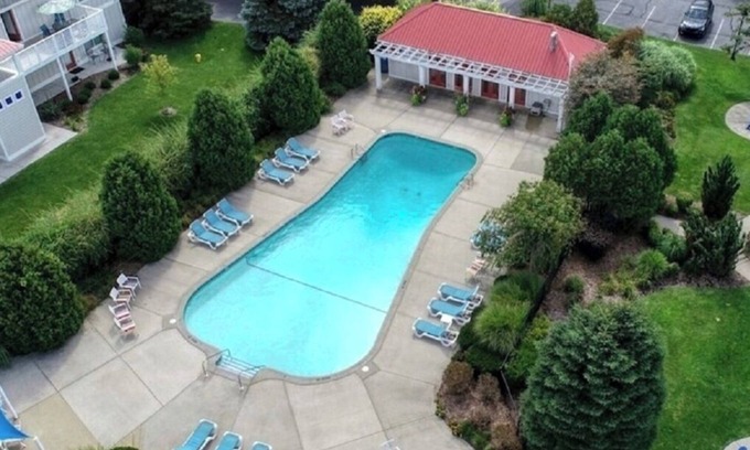 Douglas Condominio | 2 bedroom/2 bath with pool access