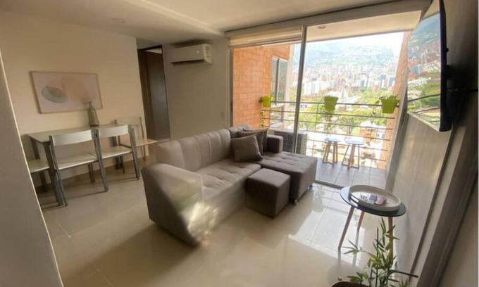 Guayabal Apartamento | 2 Bedroom/2 Full Bath Condo w/Air Conditioning & Covered Parking in Medellin