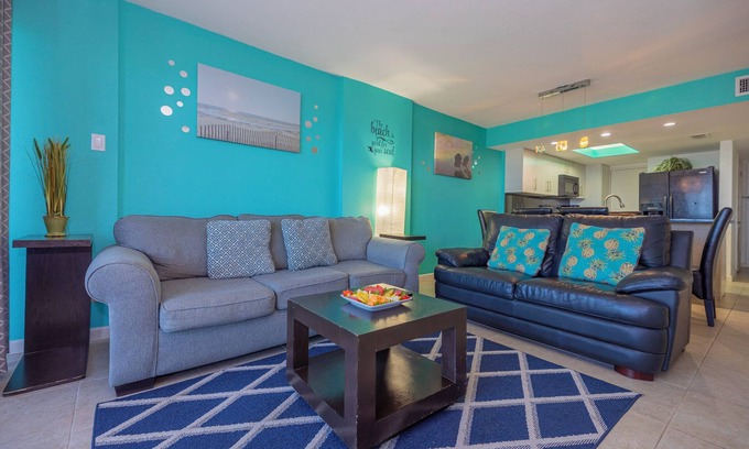South Padre Island Complejo | 2 Bedroom 2 Bathroom Condo #1107