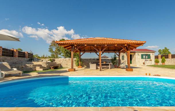 Gornji Zemunik Casa | 2 bedroom accommodation in Zemunik Gornji