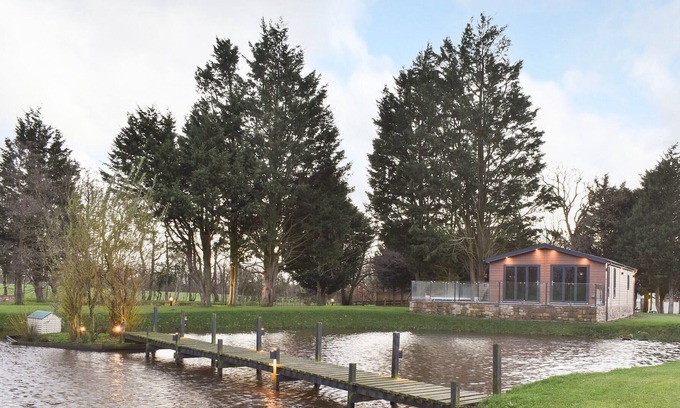 Knott End-on-Sea Cabaña | 2 bedroom accommodation in Nateby, near Lancaster