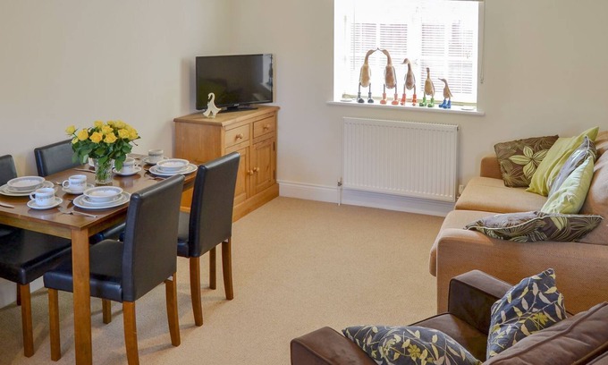 Stalham Cabaña | 2 habitaciones alojamiento en Stalham Staithe