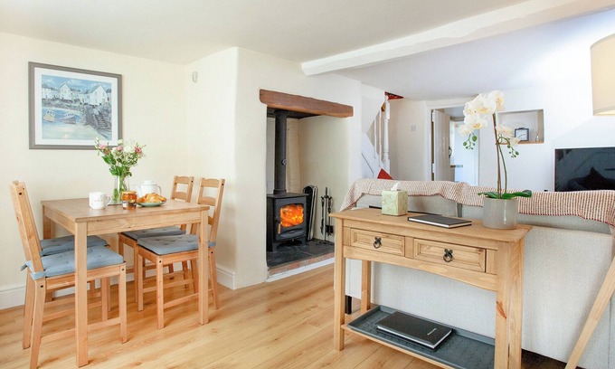 Ottery St Mary Cabaña | 2 bedroom accommodation in Ottery St Mary