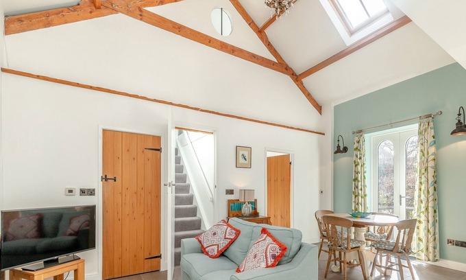 Sutton Cabaña | 2 bedroom accommodation in Langley, near Macclesfield