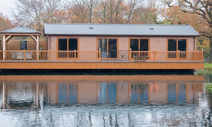 Caistor Cabina | 2 bedroom accommodation in Caistor, Market Rasen