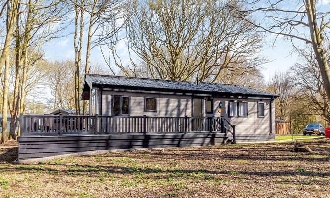 Woolverstone Cabina | 2 bedroom accommodation in Woolverstone, Ipswich
