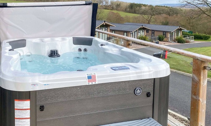 Billingsley Cabaña | 2 bedroom accommodation in Stottesdont, near Bridgnorth