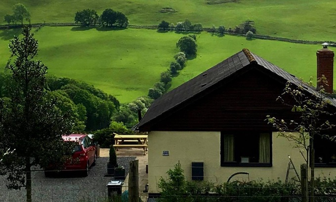Machynlleth Cabaña | 2 bedroom accommodation in Machynlleth