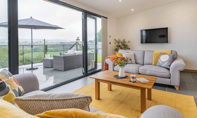 Pentrefelin Cabaña | Alojamiento de 2 habitaciones en Llandeilo