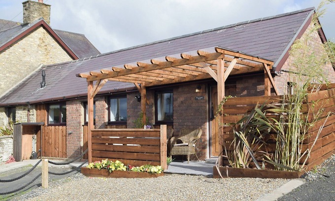 Llandysul Cabaña | Alojamiento de 2 habitaciones en Penrhiwllan, near Llandysul