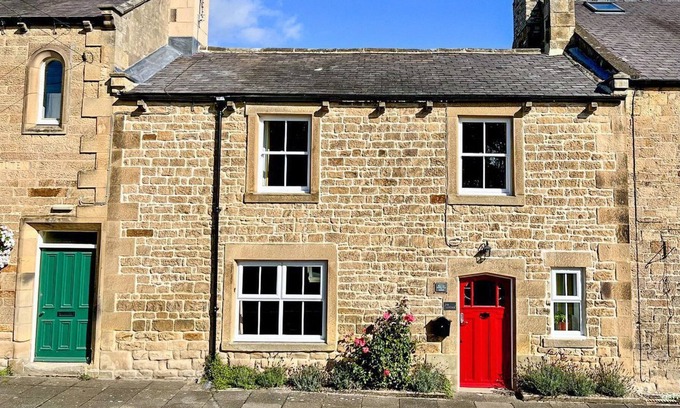 Newbrough Cabaña | 2 bedroom accommodation in Newbrough