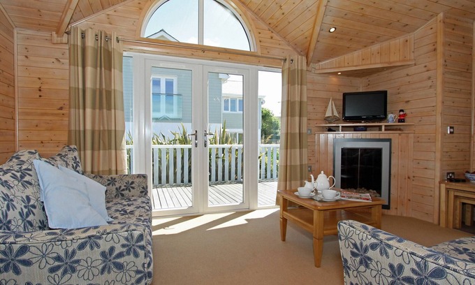 St Merryn Cabina | 2 bedroom accommodation in St. Merryn