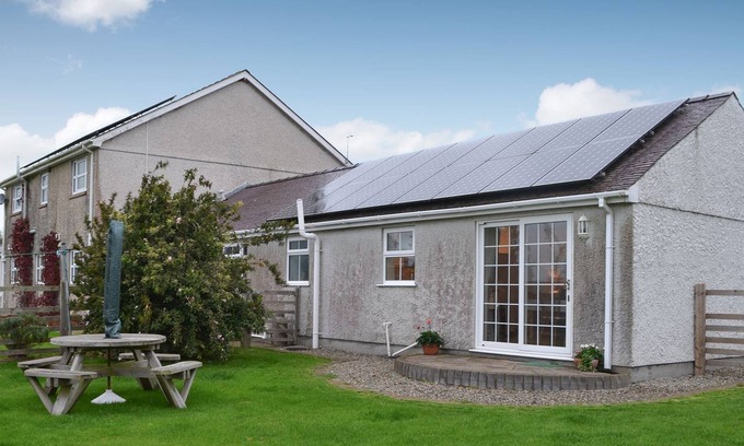 Bodorgan Cabaña | 2 habitaciones alojamiento en Cerrig Ceinwen, cerca de Llangefni