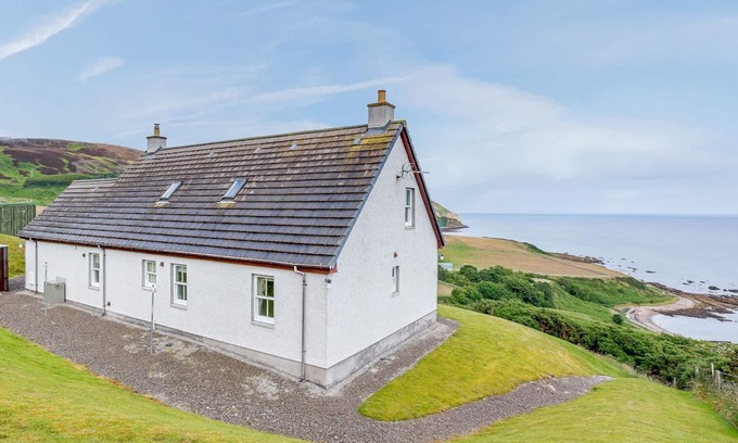 Helmsdale Cabaña | 2 habitaciones alojamiento en Navidale, cerca de Helmsdale
