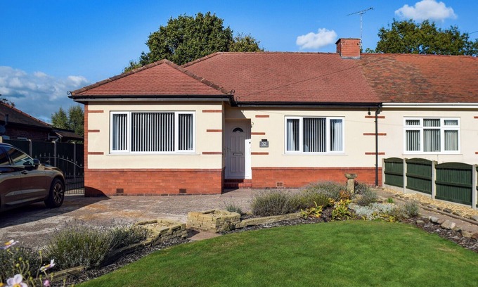 Sandbach Cabaña | Alojamiento de 2 habitaciones en Sandbach
