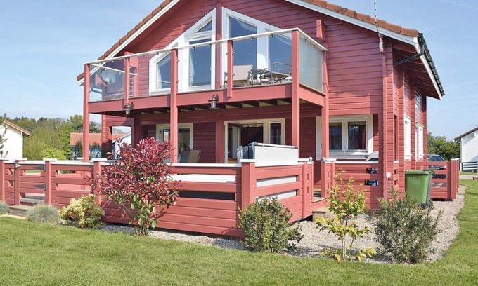 Hopton Cabina | 2 bedroom accommodation in Fritton