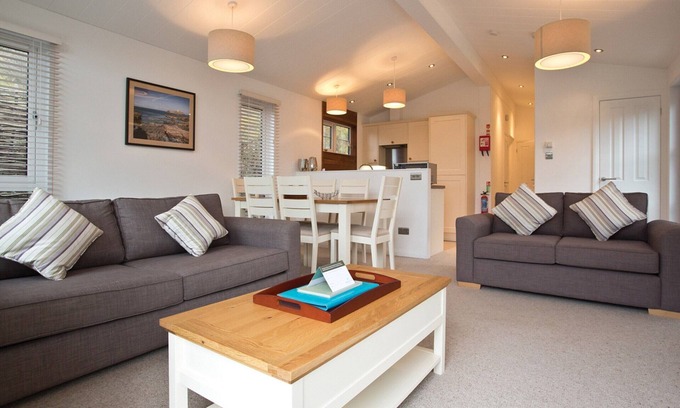 Mullion Cabina | 2 bedroom accommodation in Mullion Cove, Helston