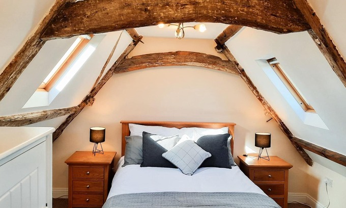 Aylsham Cabaña | 2 bedroom accommodation in Aylsham, near Wroxham