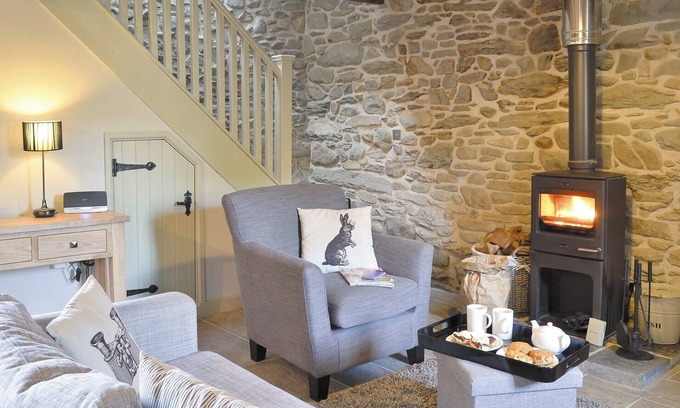 Llanddewi Brefi Cabaña | Alojamiento de 2 habitaciones en Llandewi Brefi, near Tregaron